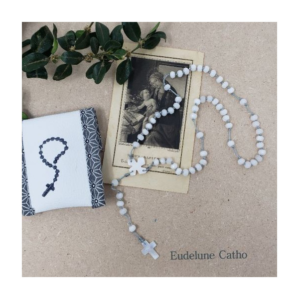 Chapelet en jade teinté artisanal – médaille miraculeuse argent & croix nacre