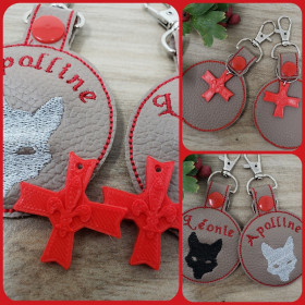 Porte-clés Médaillon en simili cuir brodé avec insigne 3D scout au dos