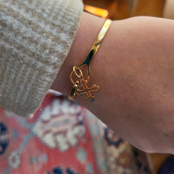 Bracelet jonc anhk religieux plaqué or à la croix