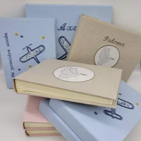 Album photo brodé personnalisé en lin duo de créateur