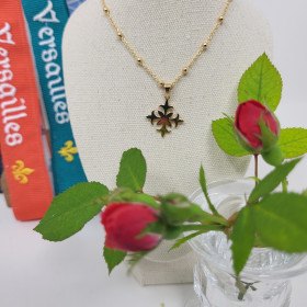 Collier Croix au Lys Plaqué Or | Eudelune