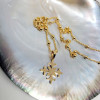 Collier Croix au Lys Plaqué Or | Eudelune