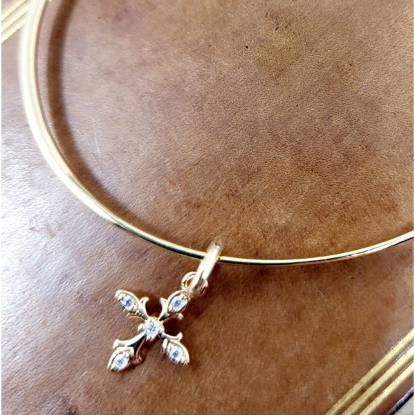 Jonc religieux plaqué or à croix fleur de lys et zircons