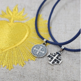 Collier protecteur Croix Saint Benoît garçon en argent ou plaqué or