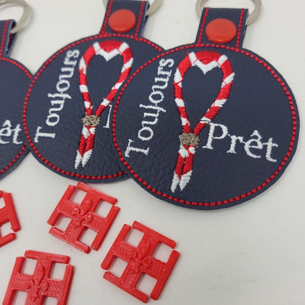 Porte-clés médaillon brodé Eudelune, scoutisme et dizainier