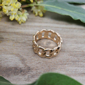 Bague religieuse, plaqué or, au symbole du chemin que le croyant suit