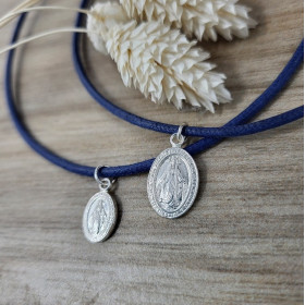 Collier Médaille Miraculeuse 17 mm sur nacre – Plaqué Or ou Argent