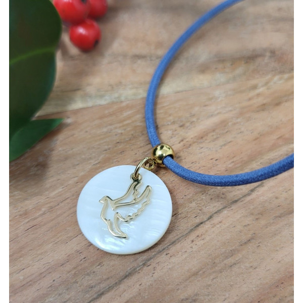 Collier colombe Esprit Saint plaqué or sur nacre