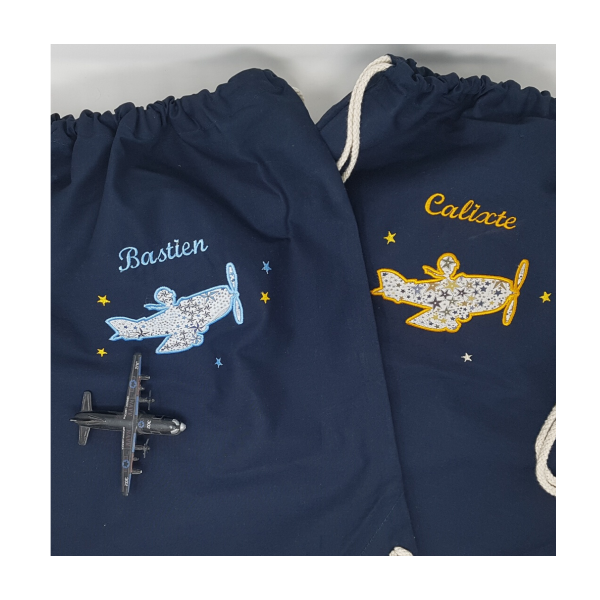 Sac à cordelette personnalisé - Prénom brodé et dessin au choix