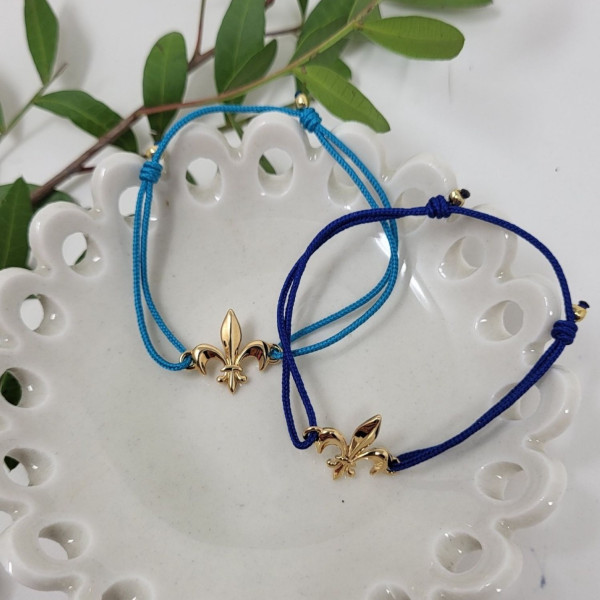 a fleur de lys est un symbole de la pureté, l’innocence et la grâce