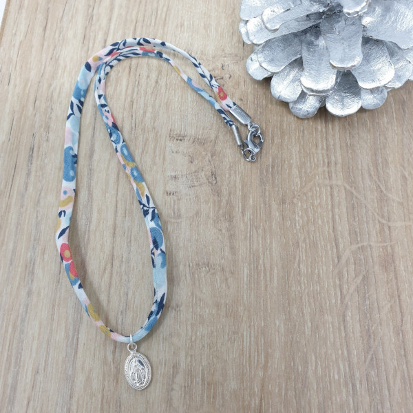 Collier Médaille Miraculeuse 10 mm sur nacre – Plaqué Or ou Argent