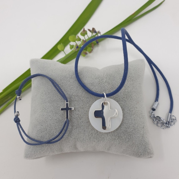 Collier Croix sur nacre pour jeune communiante en argent ou plaqué or
