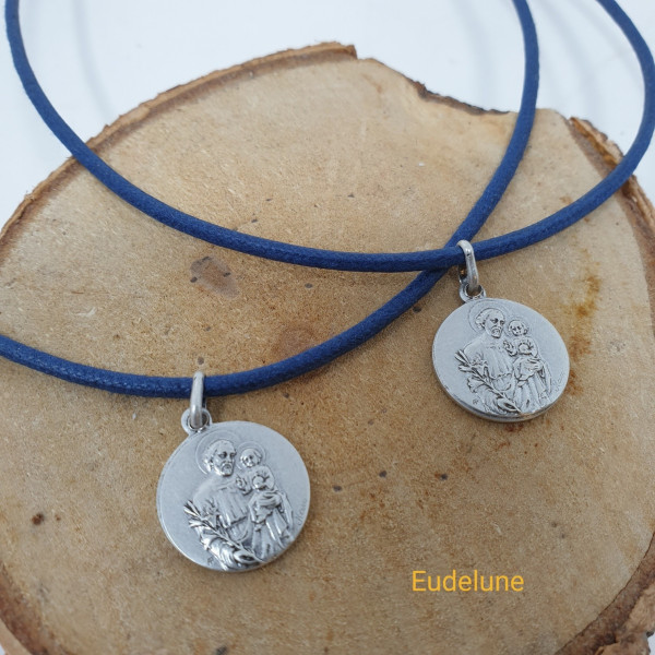 Collier Saint Joseph garçon en acier avec prière incluse en option