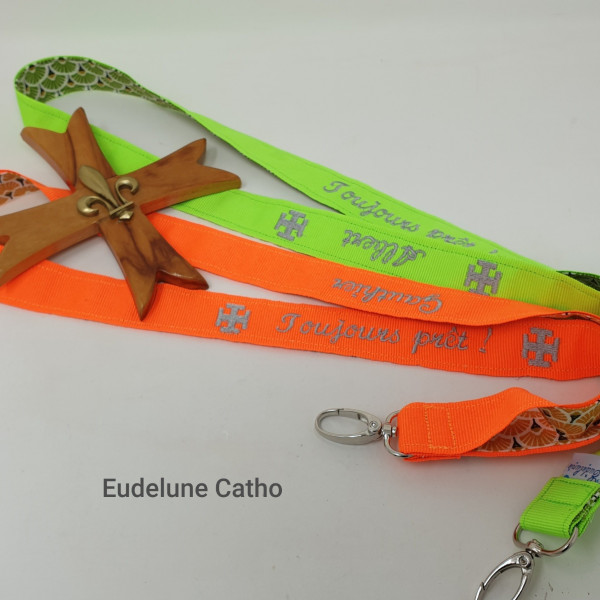 Porte-clés brodé personnalisé tour de cou pour garder vos clés